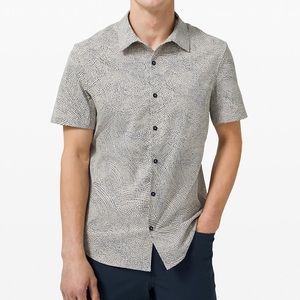 Lululemon Airing Easy Short Sleeve Buttondown NWT